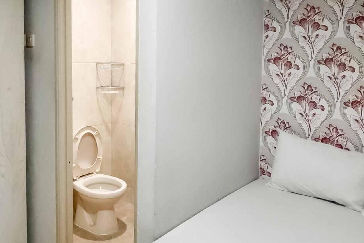 Rumahku Hayam Wuruk Mitra Reddoorz Джакарта Экстерьер фото